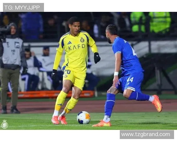 德黑兰独立队主场迎战艾因队争夺亚冠小组赛关键胜利